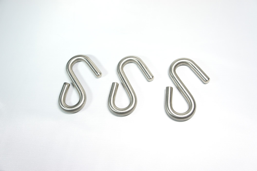 Combined Industries Bull nosed Stainless Steel S Hooks